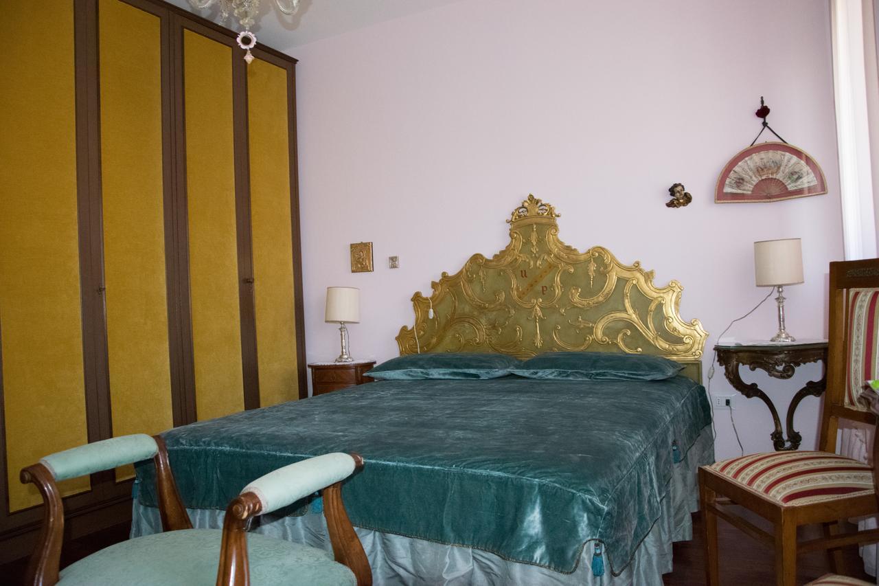 B&B Il Glicine Fiorito Lido di Venezia Kültér fotó